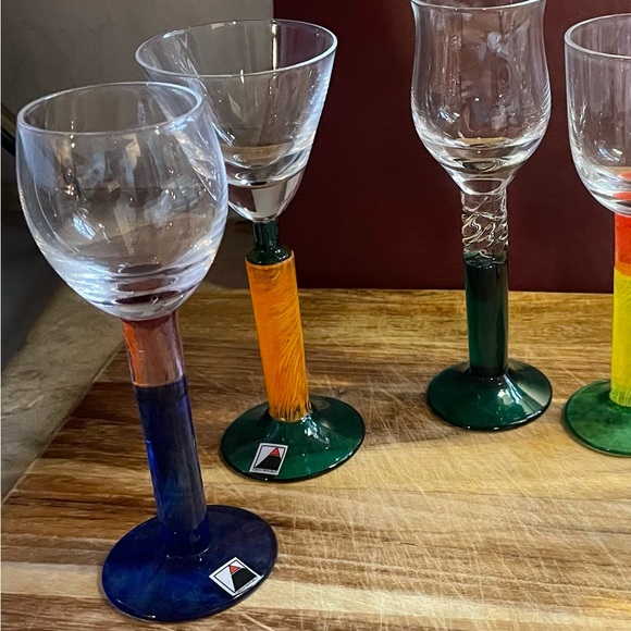 Cordials. Manufactured in Republic of Czech 6 adorable colorful. - Picture 8 of 8